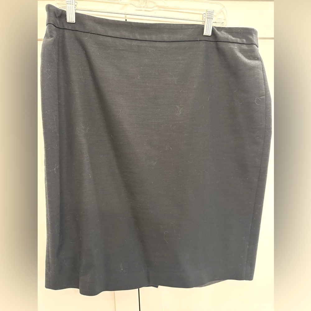 Ann Taylor Textured Black Suit Skirt